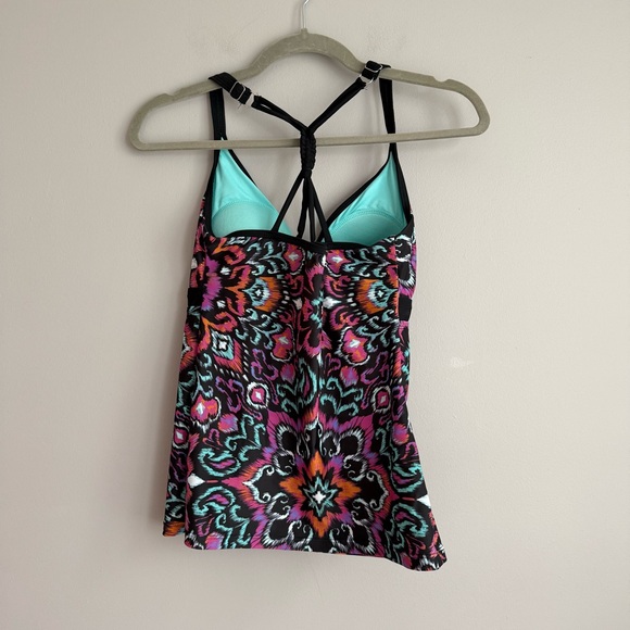 Free Country Patterned Swim Top - Picture 2 of 3